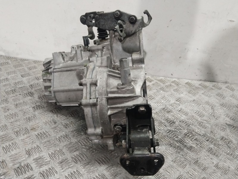Recambio de caja cambios para hyundai accent ii (lc) 1.5 referencia OEM IAM H12073  