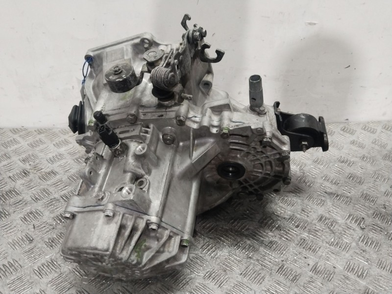 Recambio de caja cambios para hyundai accent ii (lc) 1.5 referencia OEM IAM H12073  