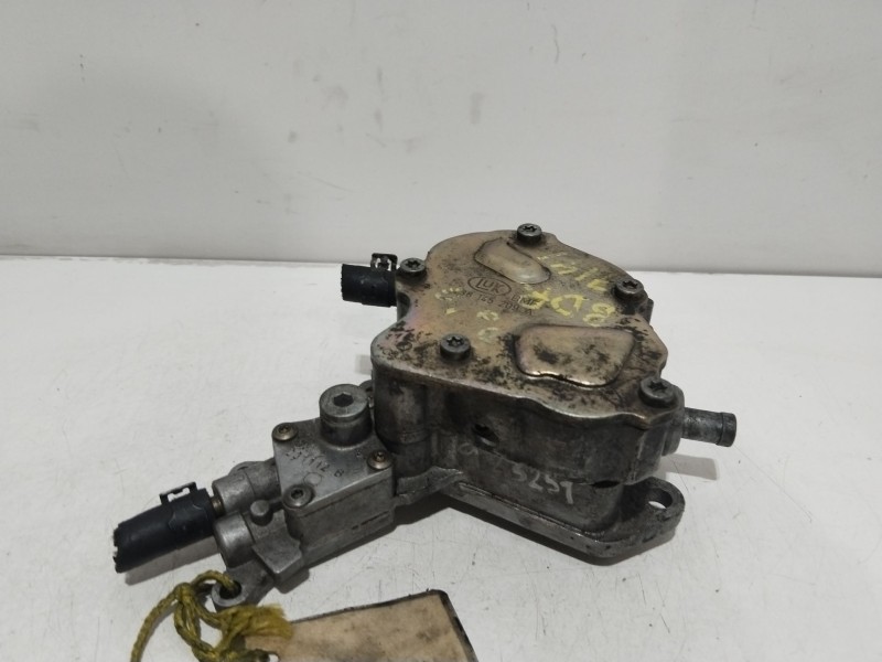 Recambio de depresor freno / bomba vacio para volkswagen polo berlina (6n2) trendline referencia OEM IAM 088145209A   Recambio de depresor freno / bomba vacio para volkswagen polo berlina (6n2) trendline referencia OEM IAM 088145209A