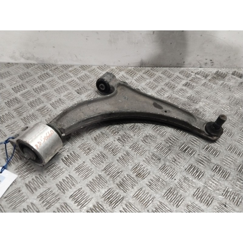 Recambio de brazo suspension inferior delantero derecho para opel insignia a sedán (g09) 2.0 cdti (69) referencia OEM IAM 352870