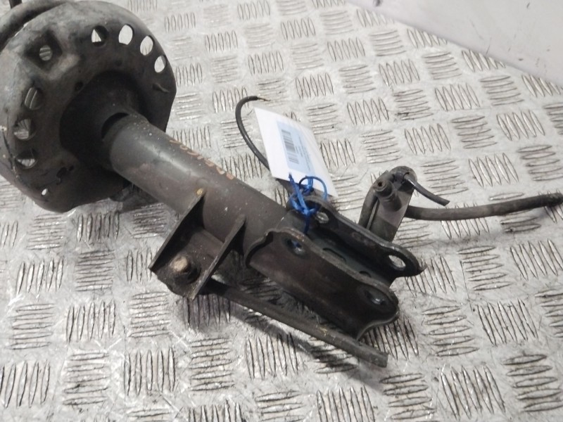 Recambio de amortiguador delantero derecho para hyundai i30 (fd) 1.4 referencia OEM IAM 546612R250  