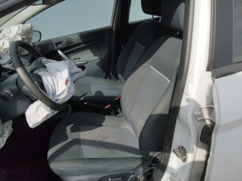 ford fiesta vi (cb1, ccn) del año 2010