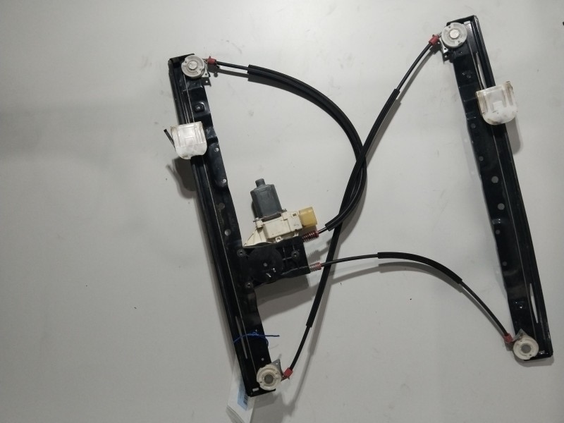 Recambio de elevalunas delantero derecho para ford s-max (wa6) 2.0 tdci referencia OEM IAM 0130822286  