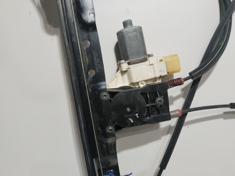 Recambio de elevalunas delantero derecho para ford s-max (wa6) 2.0 tdci referencia OEM IAM 0130822286  