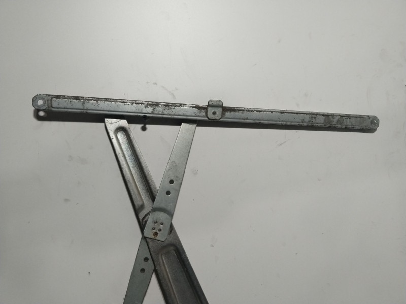 Recambio de elevalunas delantero derecho para suzuki sx4 rw (ey) gl+ referencia OEM IAM 8356063j00  