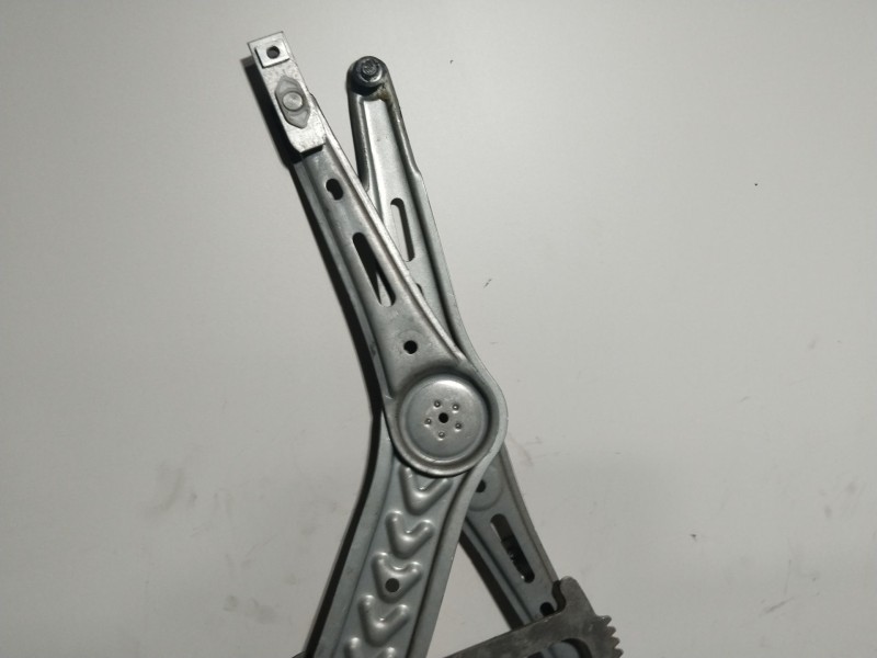 Recambio de elevalunas delantero izquierdo para opel signum cosmo referencia OEM IAM 93171820  