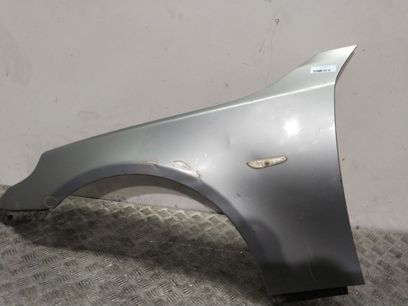 Recambio de aleta delantera izquierda para bmw 5 (e60) 525 d referencia OEM IAM 41357111429  