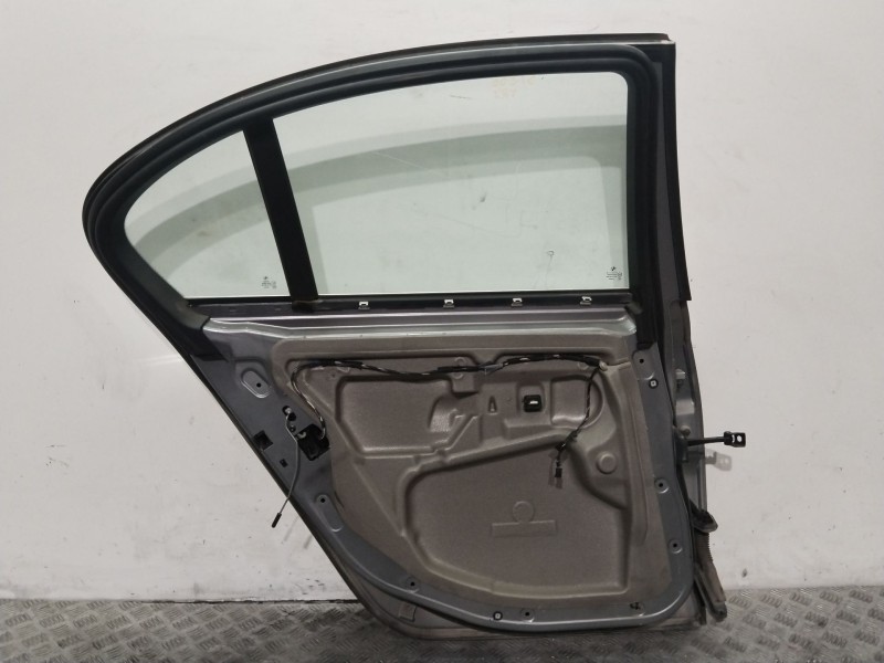 Recambio de puerta trasera izquierda para bmw 5 (e60) 525 d referencia OEM IAM 41009631831  