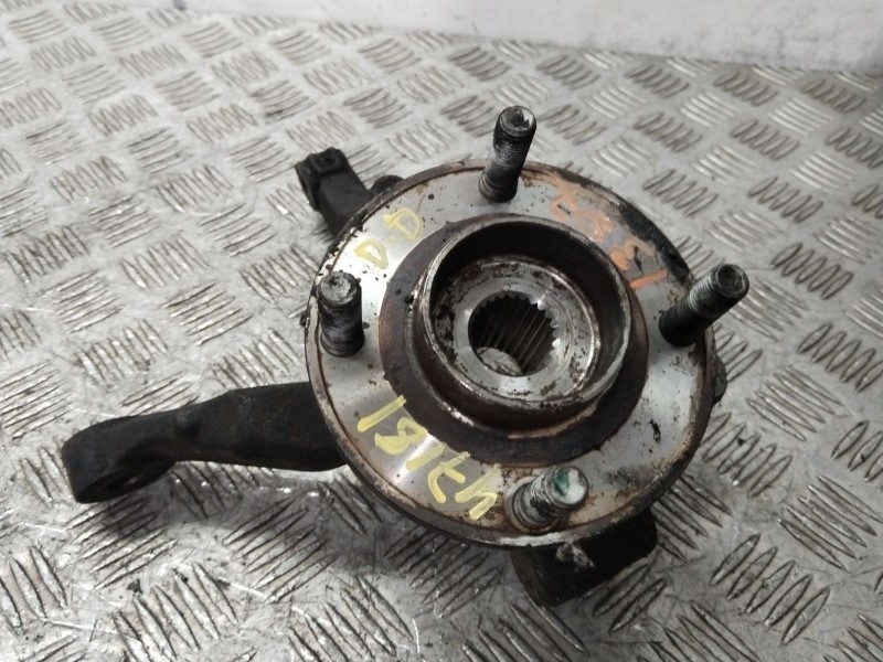 Recambio de mangueta delantera derecha para ford ecosport trend referencia OEM IAM CN153K170  