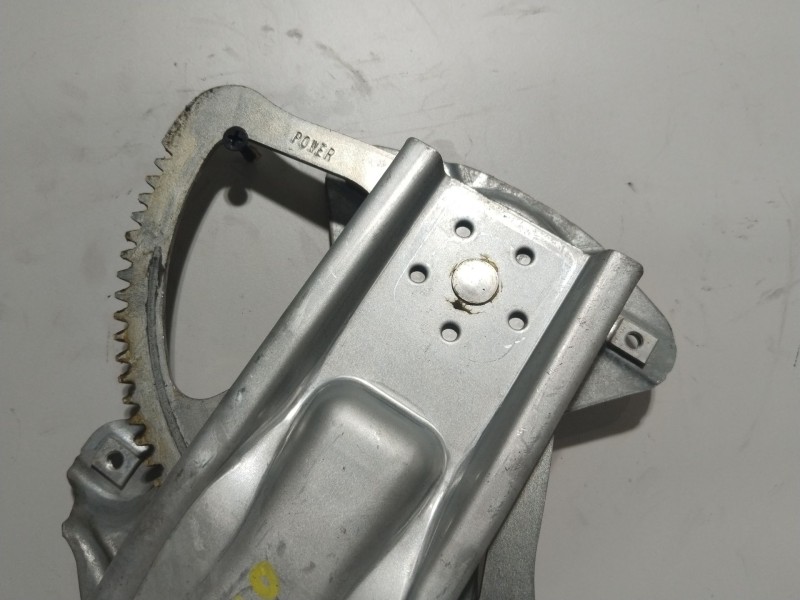 Recambio de elevalunas trasero izquierdo para toyota auris (_e15_) 1.6 (zre151_) referencia OEM IAM 857100D100   Recambio de elevalunas trasero izquierdo para toyota auris (_e15_) 1.6 (zre151_) referencia OEM IAM 857100D100