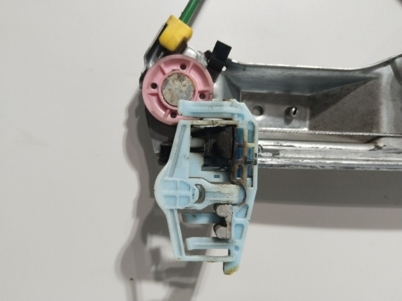 Recambio de elevalunas delantero derecho para opel corsa d expression referencia OEM IAM 541613212  