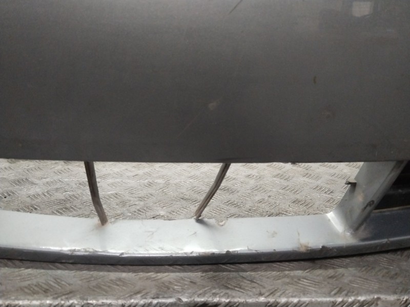 Recambio de paragolpes delantero para bmw 5 (e60) 525 d referencia OEM IAM 51117111740  