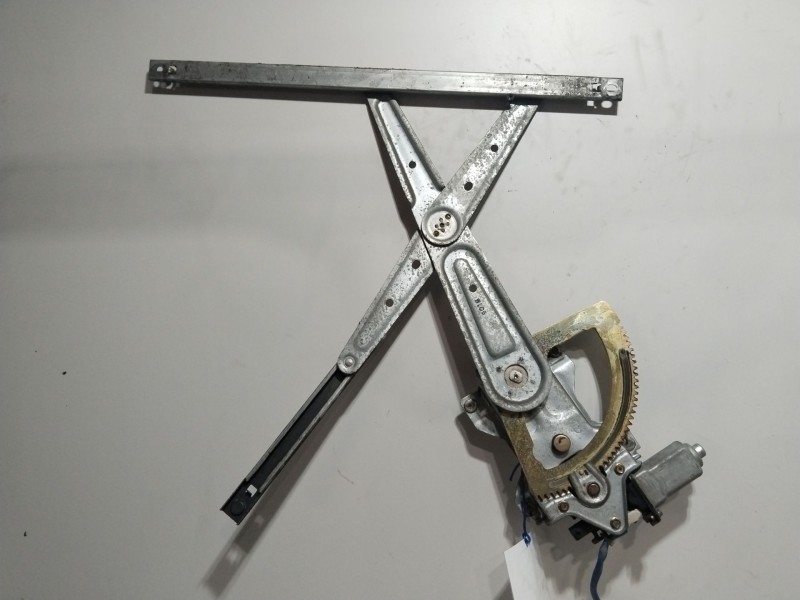 Recambio de elevalunas delantero derecho para kia sorento 2.5 crdi ex referencia OEM IAM 824603E000  