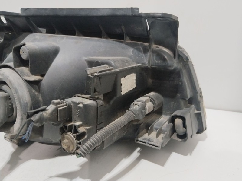 Recambio de faro izquierdo para hyundai matrix (fc) 1.5 crdi referencia OEM IAM 9210317030  