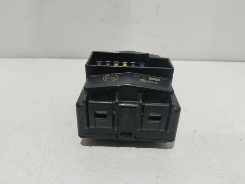 Recambio de caja reles / fusibles para kia optima concept referencia OEM IAM 91950D4650  