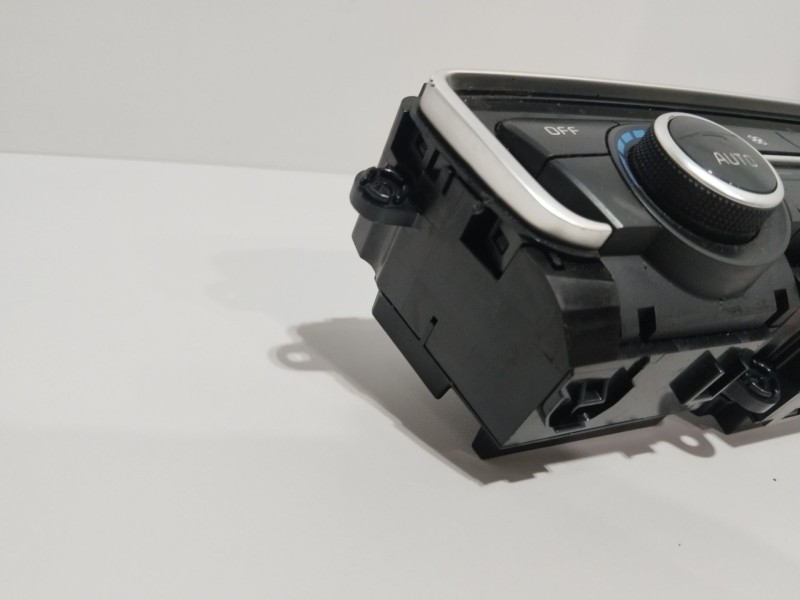 Recambio de mando climatizador para kia optima concept referencia OEM IAM 97250D4812WK  