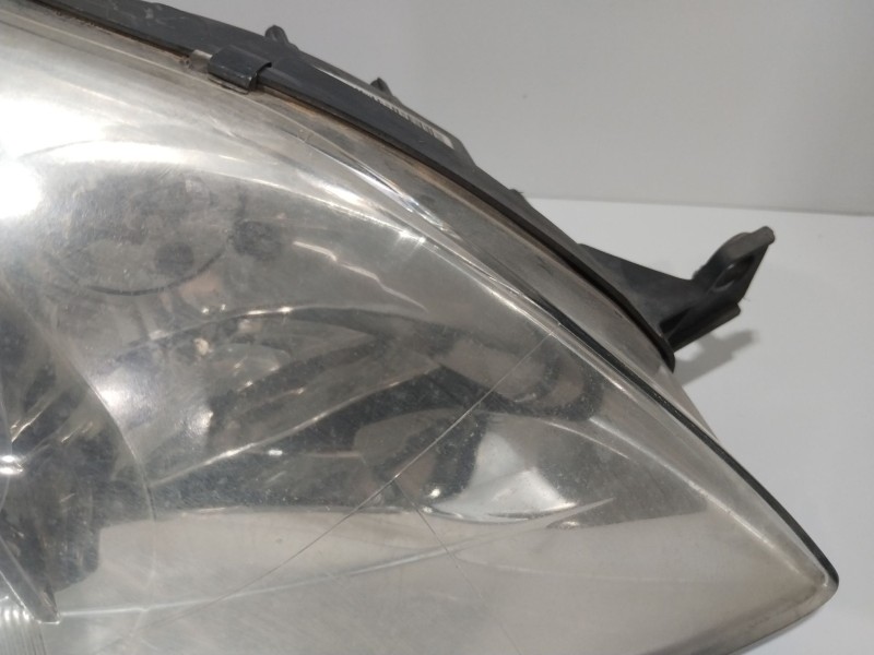 Recambio de faro derecho para peugeot 407 sw (6e_, 6d_) 2.0 referencia OEM IAM 9660235980  