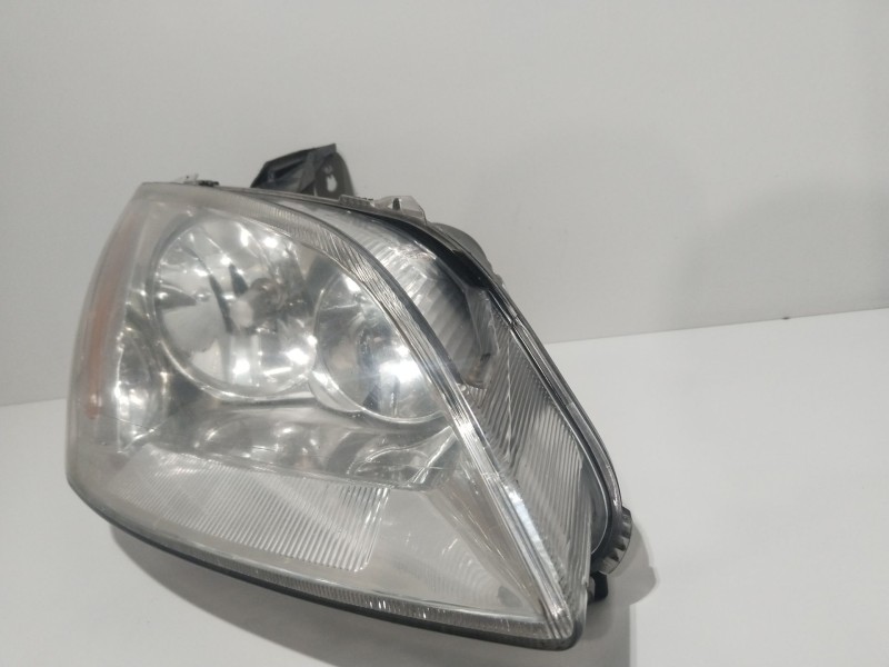 Recambio de faro derecho para ford focus c-max (dm2) 2.0 tdci referencia OEM IAM 3M5113100AA  