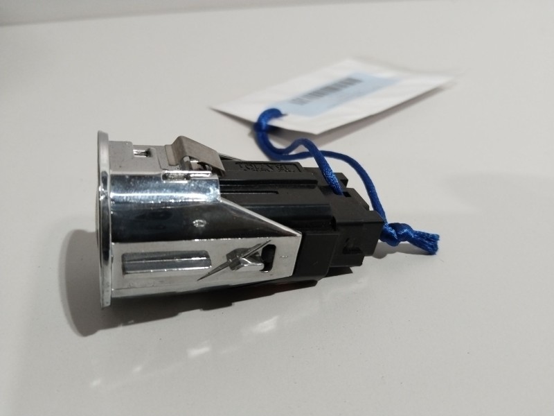 Recambio de interruptor para toyota prius liftback (_w2_) 1.5 hybrid (nhw20_) referencia OEM IAM 15A710  