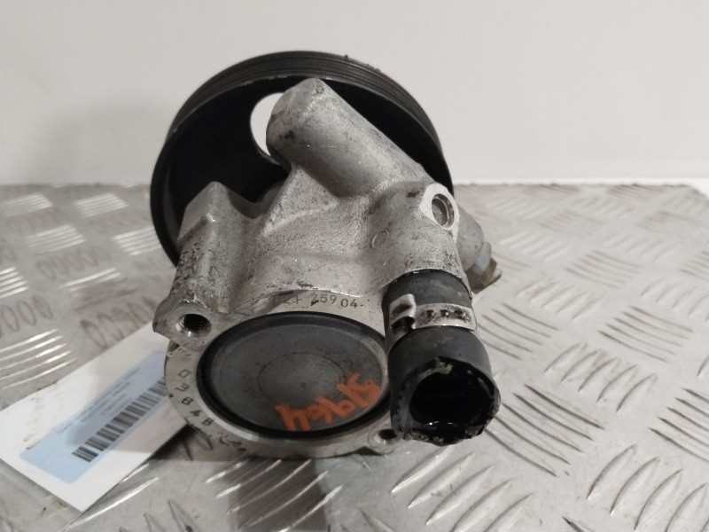 Recambio de bomba direccion para volvo v40 station wagon (645) 1.9 di referencia OEM IAM 30620812  