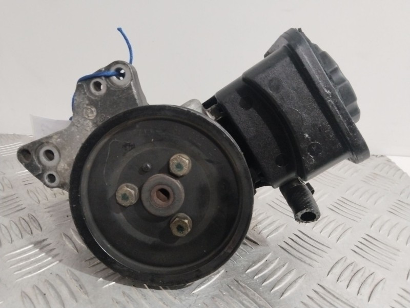 Recambio de bomba direccion para land rover range rover (lm) td6 hse referencia OEM IAM 6758565  