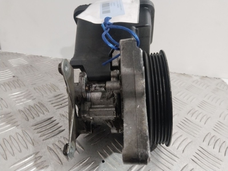 Recambio de bomba direccion para land rover range rover (lm) td6 hse referencia OEM IAM 6758565  