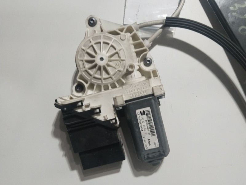 Recambio de elevalunas trasero derecho para seat altea xl (5p5) stylance / style referencia OEM IAM 995915370  