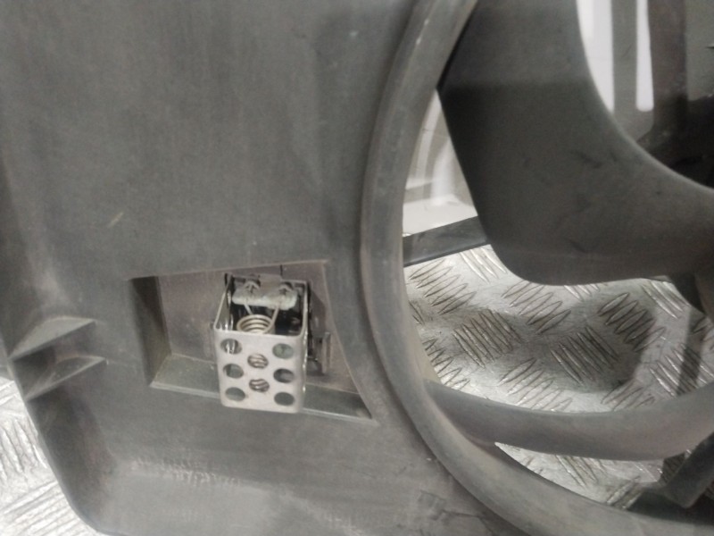 Recambio de electroventilador para renault espace iv (jk0) grand espace initiale referencia OEM IAM 8200387730  