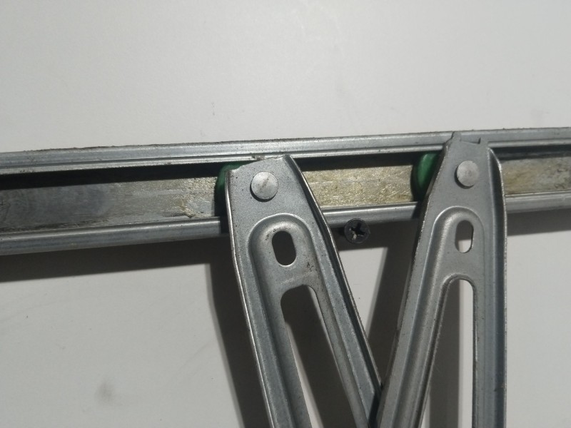 Recambio de elevalunas delantero derecho para toyota auris luna referencia OEM IAM 857100D100  