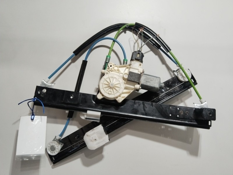 Recambio de elevalunas delantero derecho para ford mondeo ber. (ca2) ghia referencia OEM IAM 6M2114553B  