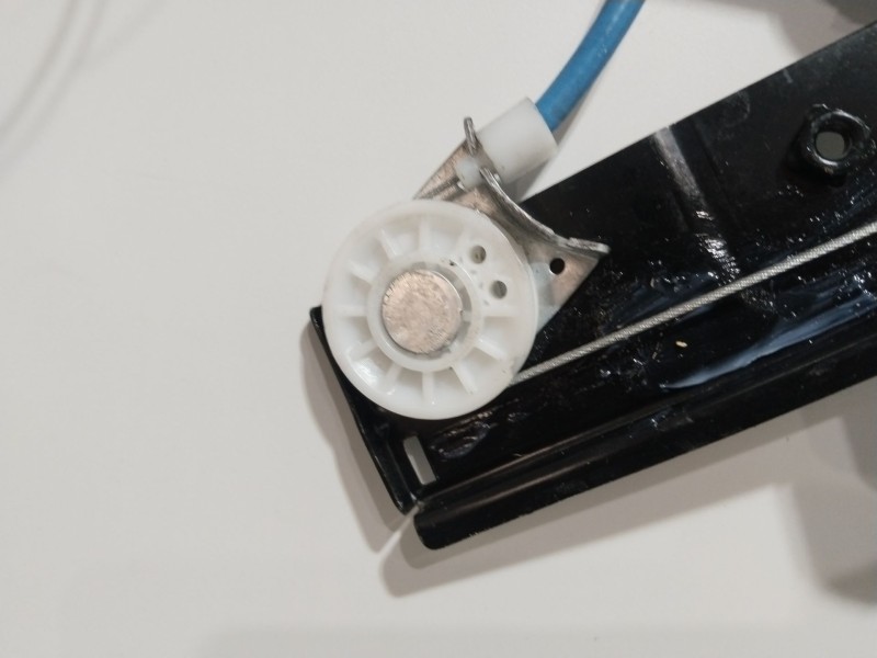 Recambio de elevalunas delantero derecho para ford mondeo ber. (ca2) ghia referencia OEM IAM 6M2114553B  