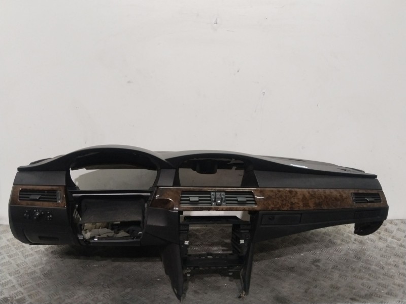 Recambio de salpicadero para bmw 5 (e60) 525 d referencia OEM IAM 51456976447  