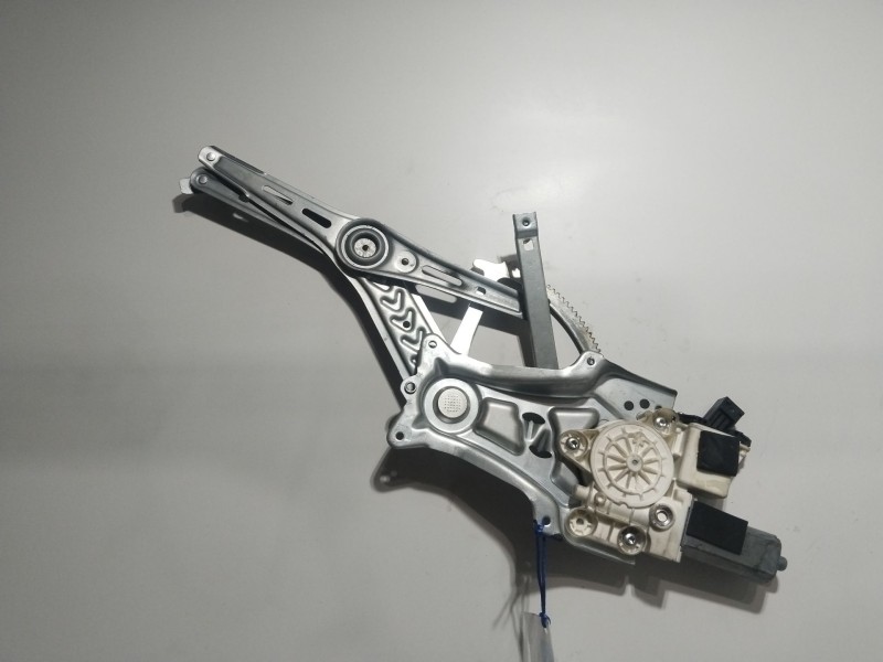 Recambio de elevalunas delantero derecho para opel vectra c berlina club referencia OEM IAM 9178986  