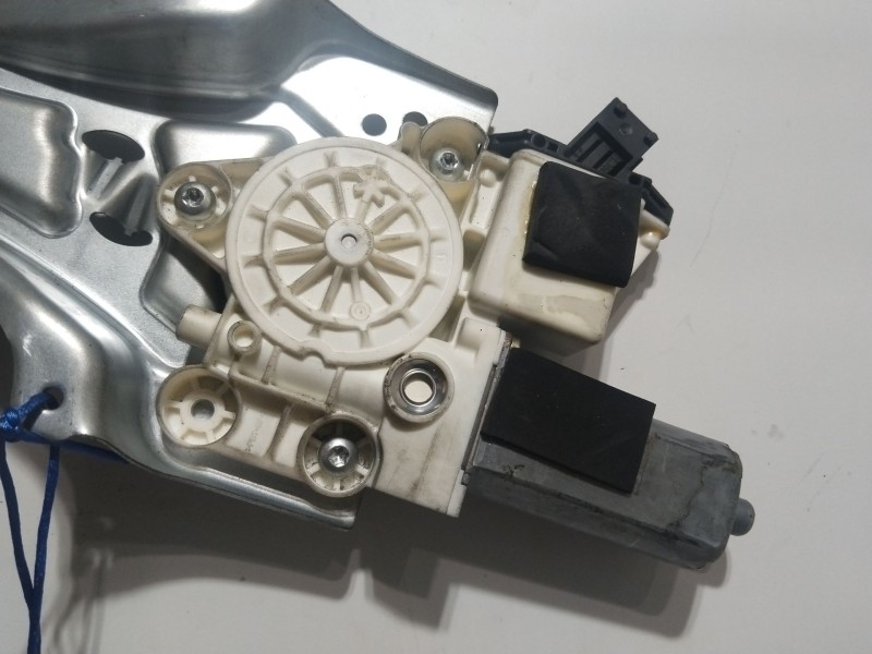 Recambio de elevalunas delantero derecho para opel vectra c berlina club referencia OEM IAM 9178986  