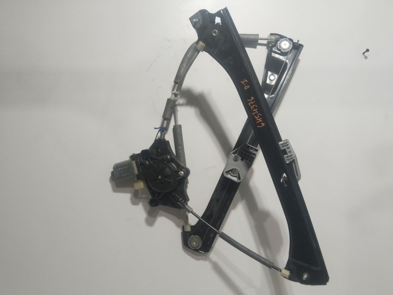 Recambio de elevalunas delantero izquierdo para skoda superb iii (3v3) 2.0 tdi referencia OEM IAM 5Q0959801B  