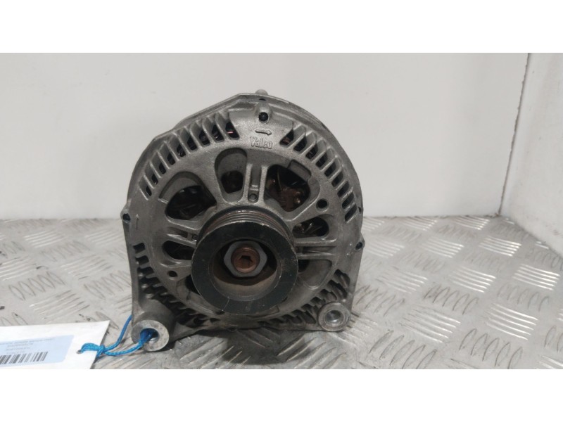 Recambio de alternador para land rover range rover (lm) td6 hse referencia OEM IAM YLE500180E  