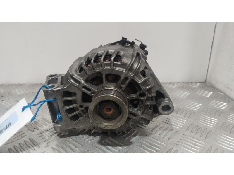 Recambio de alternador para ford focus berlina (cap) ghia referencia OEM IAM AV6N10300HA  