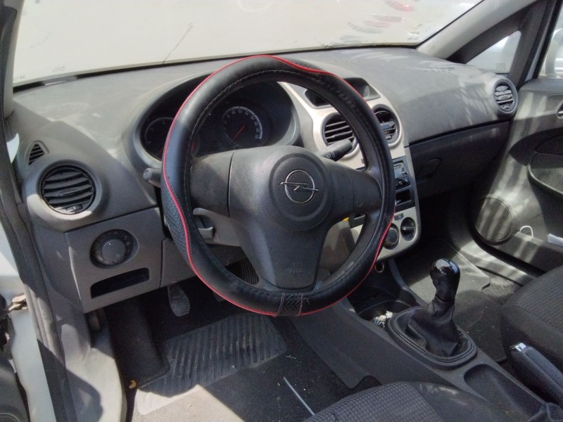 opel corsa c (x01) del año 2009 opel corsa c (x01) del año 2009