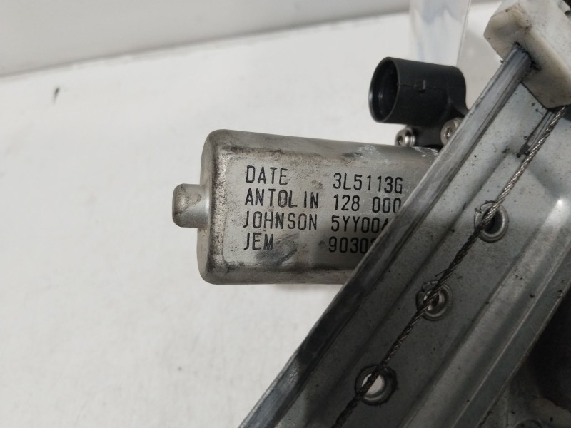 Recambio de elevalunas delantero izquierdo para dacia sandero ii 1.5 dci referencia OEM IAM 9030255  