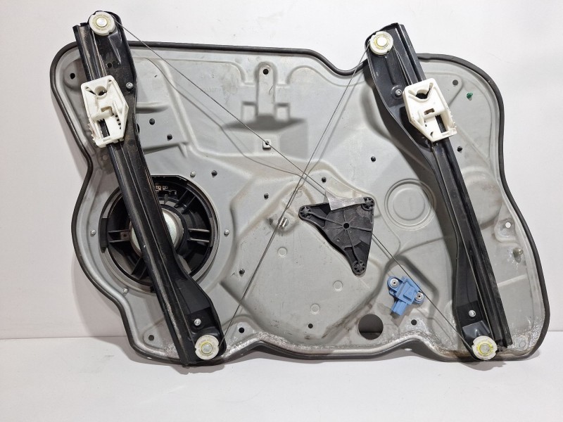 Recambio de elevalunas delantero derecho para skoda octavia berlina (1z3) executive referencia OEM IAM 1Z1837462  