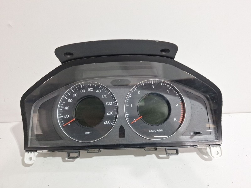 Recambio de cuadro instrumentos para volvo xc70 ii (136) d5 awd referencia OEM IAM 31254535AA  