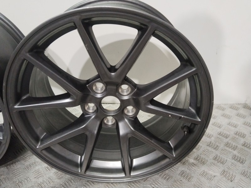 Recambio de juego llantas para tesla model 3 (5yj3) ev awd referencia OEM IAM 104426100A  18X8.5J