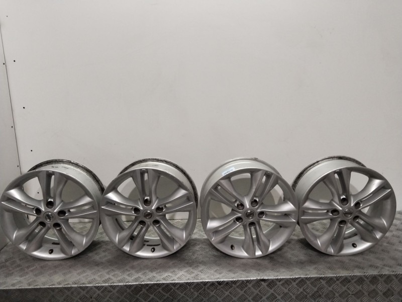 Recambio de juego llantas para nissan qashqai (j10) acenta referencia OEM IAM 40300BR07A  6.5JX17CH5