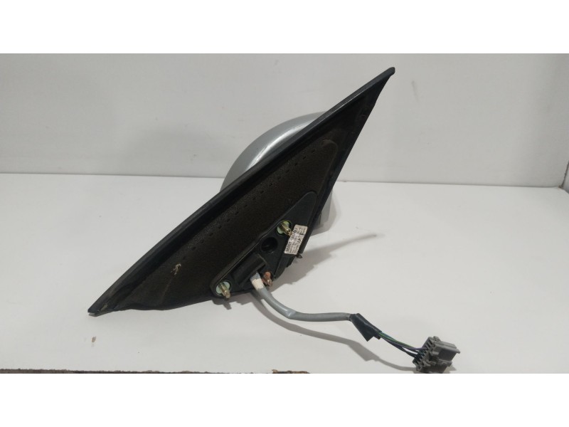 Recambio de retrovisor derecho para nissan primera hatchback (p12) 2.0 referencia OEM IAM 96301AU422  
