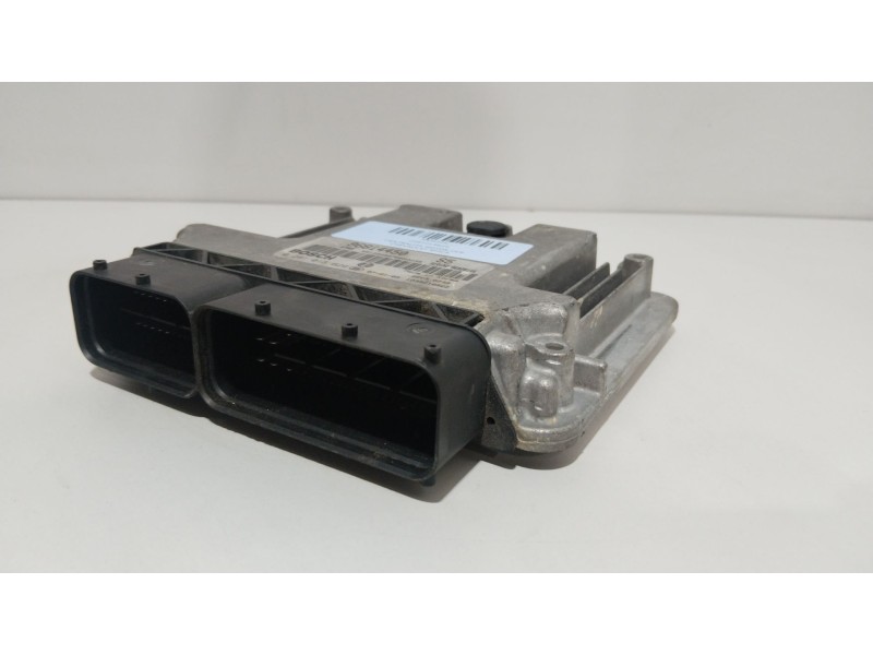 Recambio de centralita motor uce para chevrolet epica lt referencia OEM IAM 0281013629  