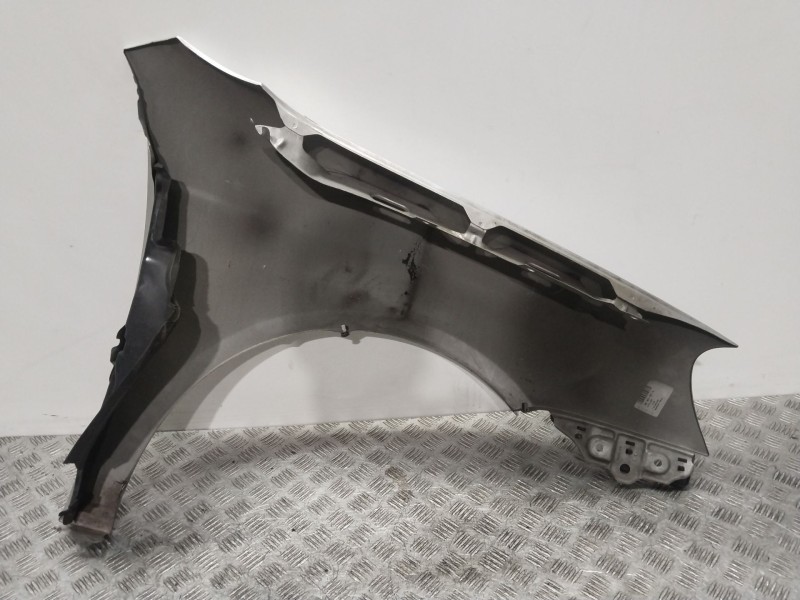 Recambio de aleta delantera izquierda para volkswagen jetta iii (1k2) 2.0 tdi referencia OEM IAM 1K5821021A  