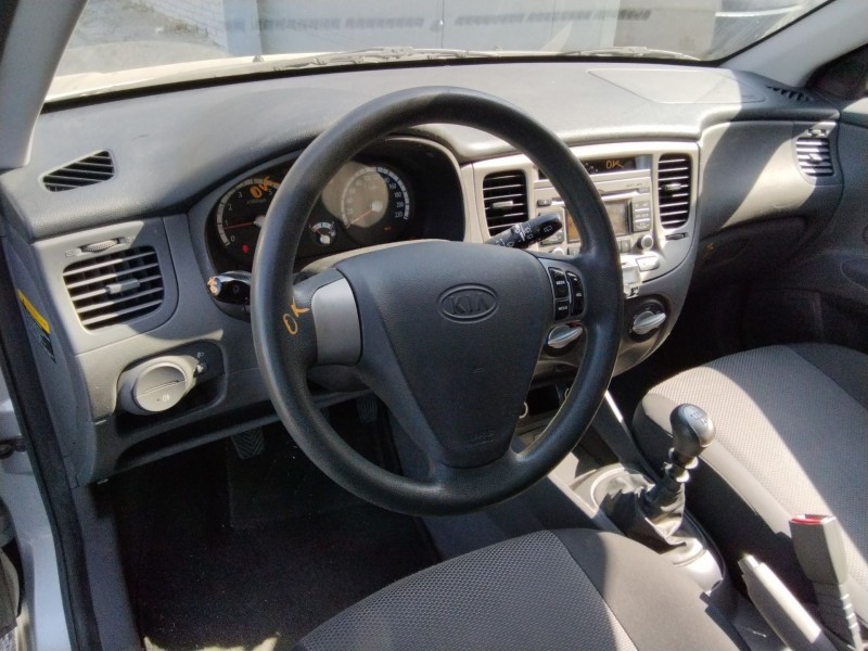 kia rio ii (jb) del año 2009