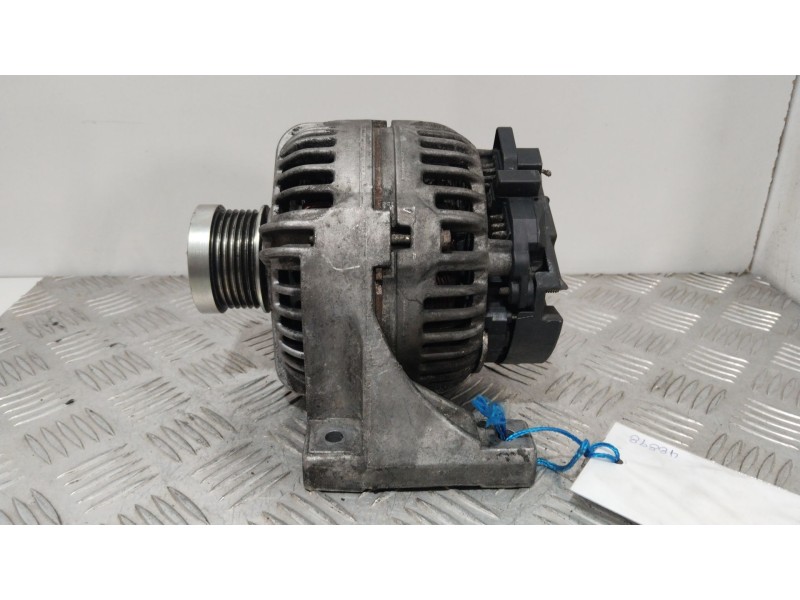 Recambio de alternador para volvo s60 berlina d5 referencia OEM IAM 8676498  