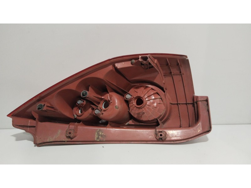 Recambio de piloto trasero izquierdo para mazda 5 (cr) 2.0 cd (cr19) referencia OEM IAM C23551160  