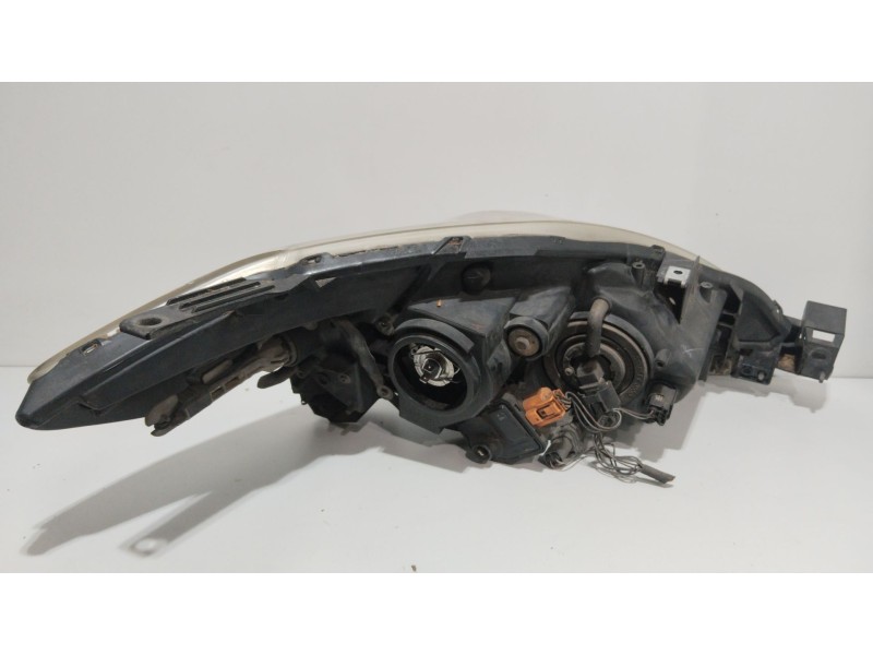 Recambio de faro izquierdo para mazda 5 (cr) 2.0 cd (cr19) referencia OEM IAM C23551040  